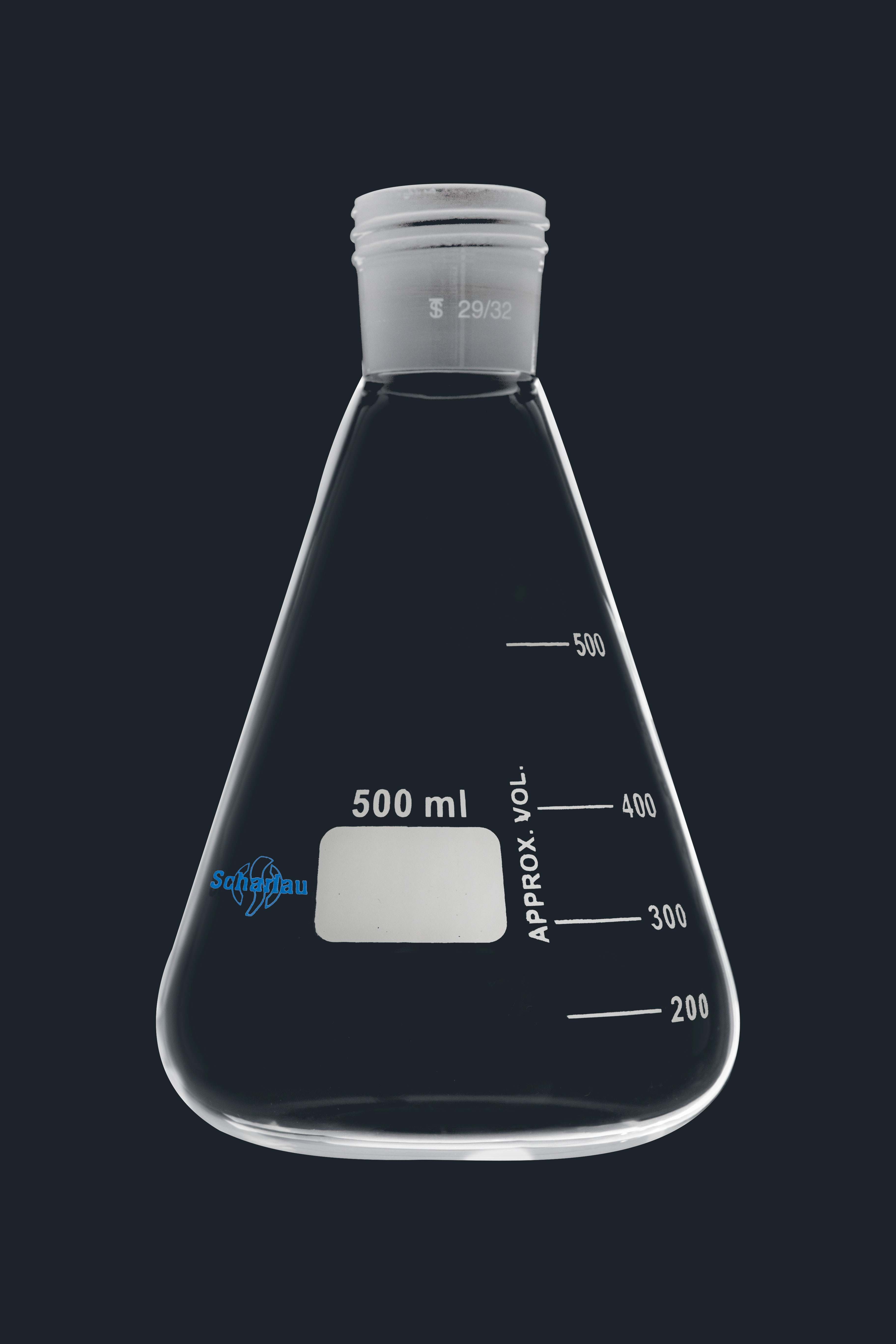 Matraz erlenmeyer con unión roscada. SCHARLAU. Capacidad (ml): 250. Hembra: 29/32 Sin tapón