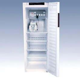 Incubador DBO. Modelo: TC 710 S. Capacidad (L): 288. Dimensiones An x Al x Pr (mm): 600x1684x654. LOVIBOND®