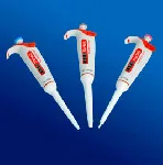 PLURIPET Pro 20 variable volume autoclavable micropipette. Minimum capacity: 2µl - maximum: 20µl. Increment: 0.10µl. It is individually calibrated according to ISO 8655 standard.