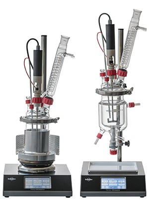 Glassware minireactors for liquid-phase synthesis